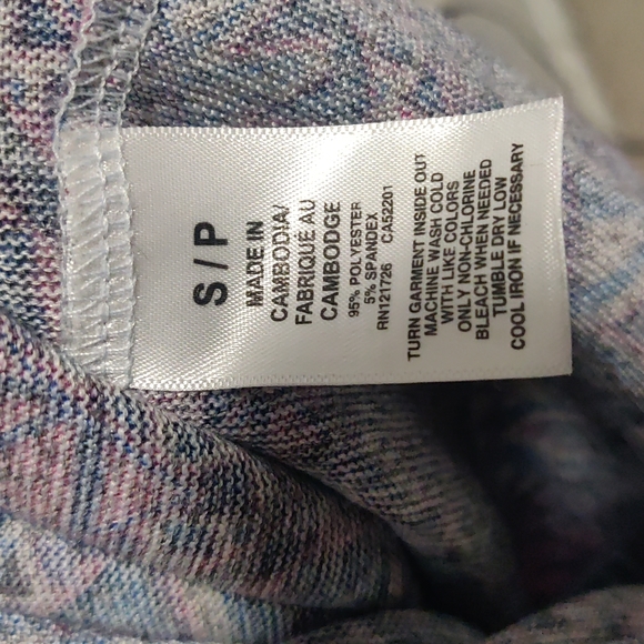 Cute sweater - Picture 7 of 7